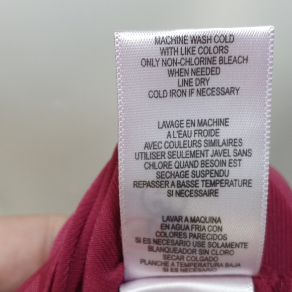 BCBGeneration Halter Top - Picture 10 of 10